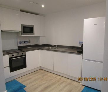 2 bedroom apartment to rent - Photo 4