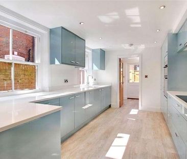 Stradbroke Road, Southwold, Suffolk, IP18 - Photo 1