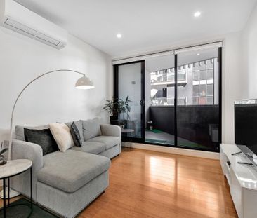 Modern Light-Filled 1-Bedroom with Balcony & Split System – 6-Month... - Photo 4