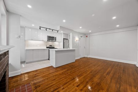 For Lease - 8 St Thomas Street Unit# 24, Toronto, Ontario - Photo 2