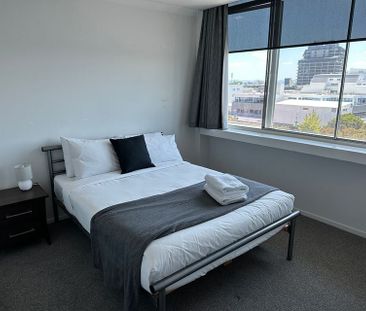 Fully Furnished 2BR Apt in Hamilton Central - Photo 6