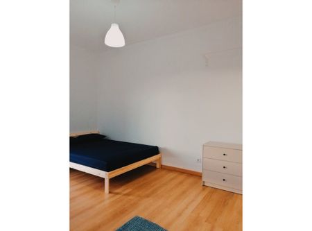 Praceta Gomercindo Carvalho, Almada, Setúbal Municipality 2805-155 - Photo 2