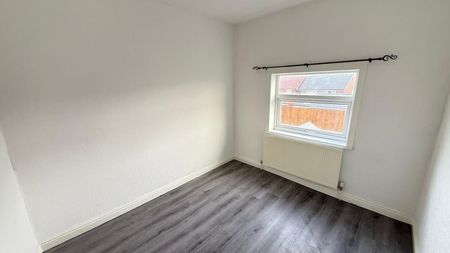 Beever Street, Rotherham, Goldthorpe - Photo 4