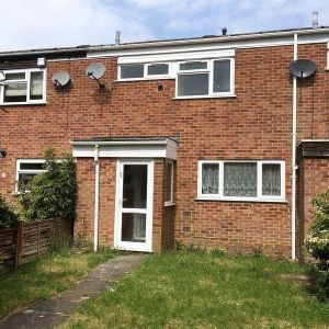 3 bedroom terraced house to rent - Photo 3