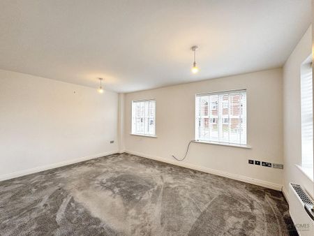 3 bedroom semi-detached house to rent - Photo 5