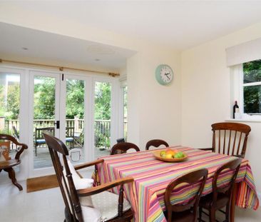 4 bedroom detached house to rent - Photo 4