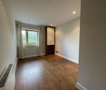 Apartment 19, Merrion Hall - Photo 6