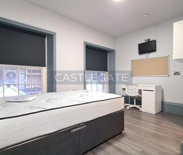 1 bedroom in a flat share to rent - Photo 5