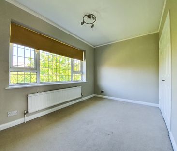 3 bedroom house to rent Galleywood Road, Great Baddow, CM2 - Photo 1