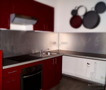 Location Appartement 2 pièces 57m² POITIERS 86000 - Photo 2