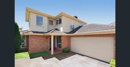 Quiet Family Home in East Doncaster Secondary College Zone - Photo 5