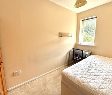 5 bedroom terraced house to rent - Photo 3