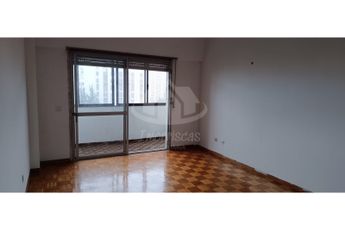 Apartamento T3 em Lisboa