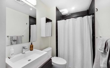 For Lease - 111 Bathurst Street Unit# 409, Toronto, Ontario - Photo 3