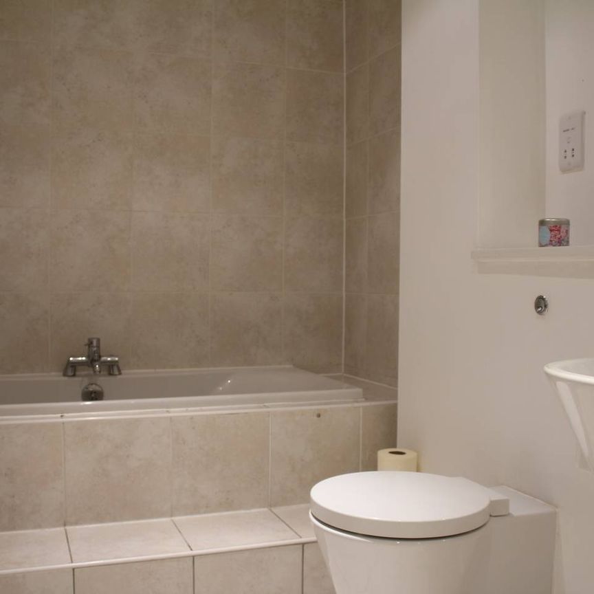 2 Bed Flat, Lyon, S7 - Photo 1