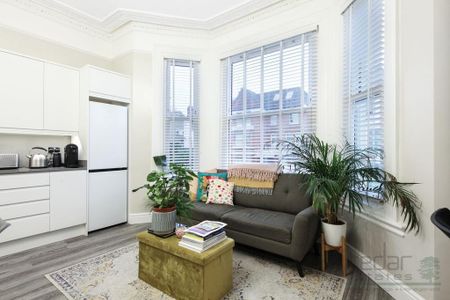 1 bedroom flat to rent - Photo 2