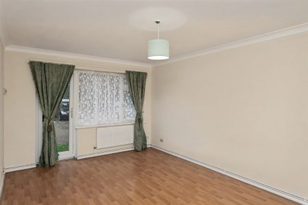 24-30 Lovelace Gardens, Surbiton, KT6 - Photo 4