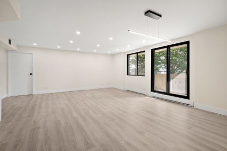 6785 Crois. Korczak, apt. 205 - Photo 2