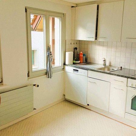 Helle und schöne 3.5 Zi-Whg. mit Balkon zu vermieten - Photo 1
