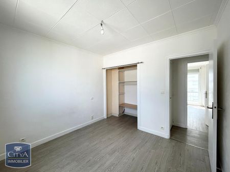 Location Appartement 3 pièces 53m² CHALON SUR SAONE 71100 - Photo 4
