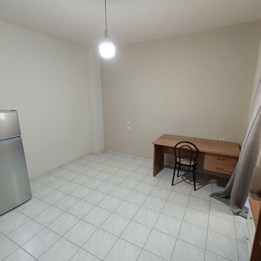 Studio/Γκαρσονιέρα για ενοικίαση Κέντρο - Αγία Τριάδα (Ηράκλειο Κρήτης) - Photo 1
