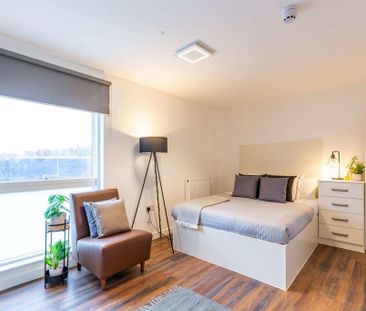 Studio to rent - Photo 1