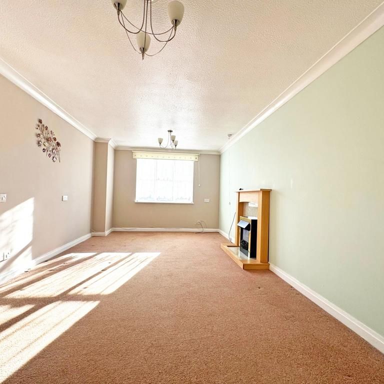 1 bedroom retirement property to rent - Photo 1