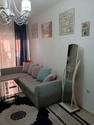 Διαμέρισμα για ενοικίαση Τζιτζιφιές (Καλλιθέα) - Photo 1