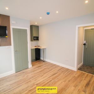 Studio to rent - Photo 3