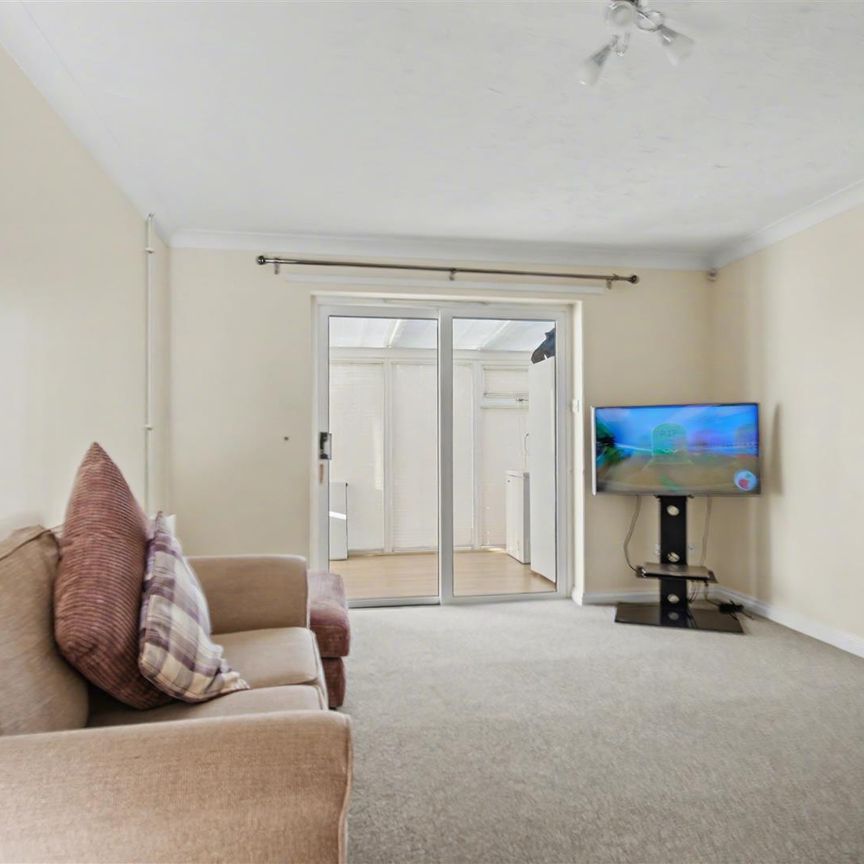 3 Bedroom Bungalow to let - Photo 1