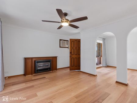 Neat & Convenient Coastal Living! - Photo 2