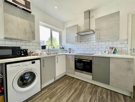 Tunstall Avenue, Byker, Newcastle Upon Tyne, Ne6 - Photo 5