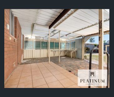 Comfort, Convenience & Space – Family-Friendly Home in the Heart of... - Photo 4