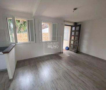 Location Appartement 3 pièces 42m² LA ROQUETTE SUR SIAGNE 06550 - Photo 2