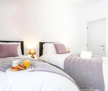 House to rent - Photo 4