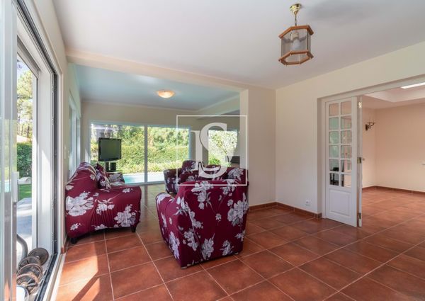 Moradia T8 em Setúbal