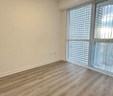 For Lease - 8 Interchange Way Unit# 1915, Vaughan, Ontario - Photo 2