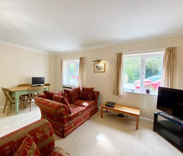 1 bedroom in a house share to rent - Photo 1