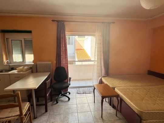 Studio/Γκαρσονιέρα για ενοικίαση - Χαλκίδα, - Φωτογραφία 1