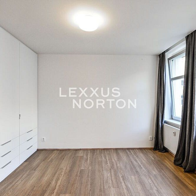 Pronájem bytu 1+kk 30 m² - Photo 1