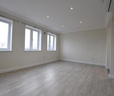 Studio to rent - Photo 6