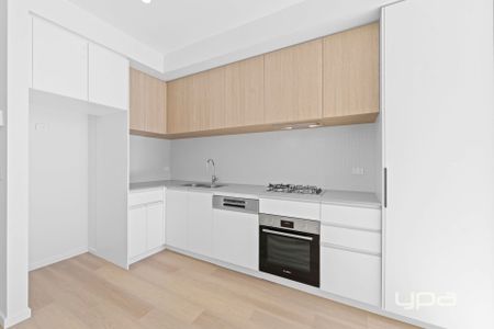 Modern 3-Bedroom Townhouse - Photo 3