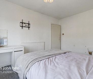 3 bedroom semi-detached house to rent - Photo 3