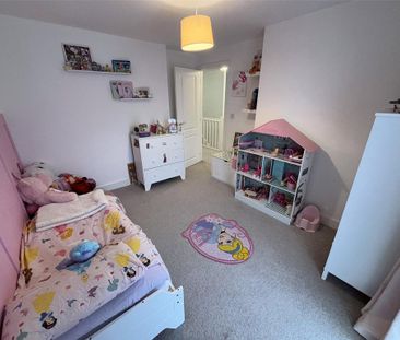 3 bedroom semi-detached house to rent - Photo 5