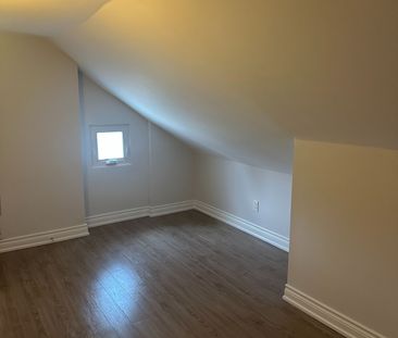 For Lease - 210 Bellwoods Avenue, Toronto, Ontario - Photo 1