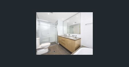 Entertainers Courtyard Apartment....This Is Living !! - Photo 2