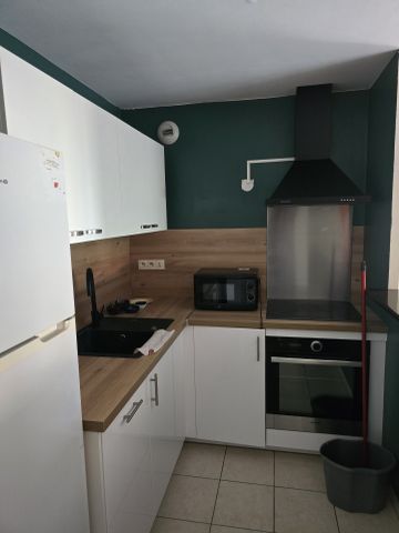 Location Appartement 2 pièces 42m² LIMEIL BREVANNES 94450 - Photo 3