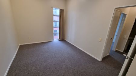 Recently Refurbished in Q-central - Photo 5