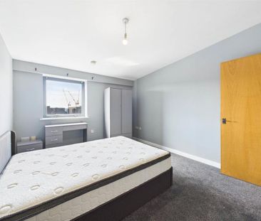 3 bedroom apartment to rent - Photo 4