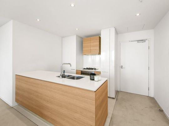 Luxurious Apartment with Panoramic North-East Views | 'V by Crown' - Photo 1